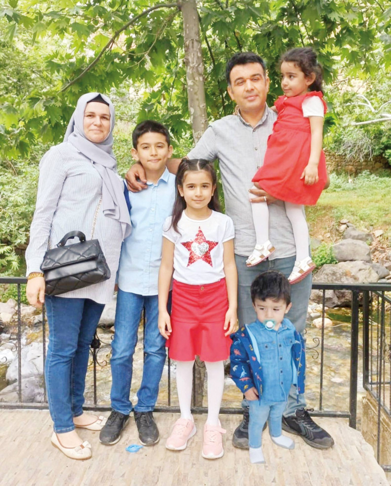 Öğretme aşkıyla hayata tutundu