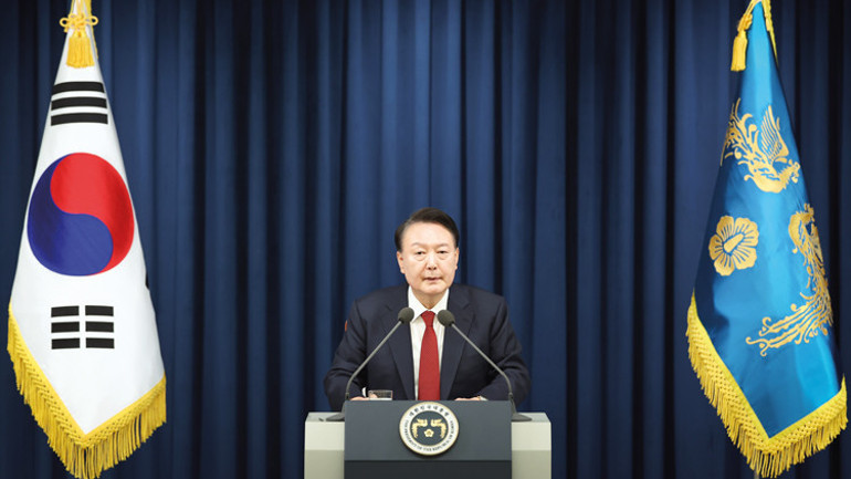 Güney Korede siyasi kriz sürüyor... İstifalar peş peşe geldi... Savunma Bakanı sorumluluğu üstlendiğini açıkladı