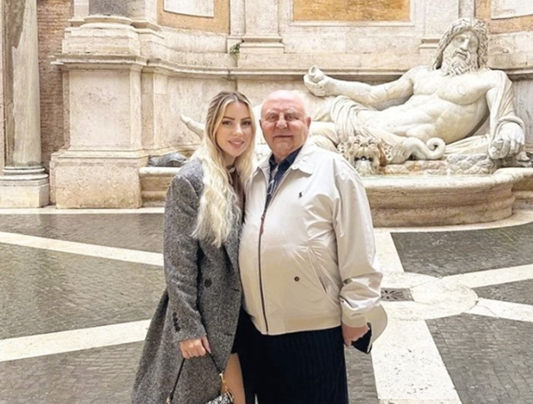 Arkas çiftinden tarihi bir yatırım