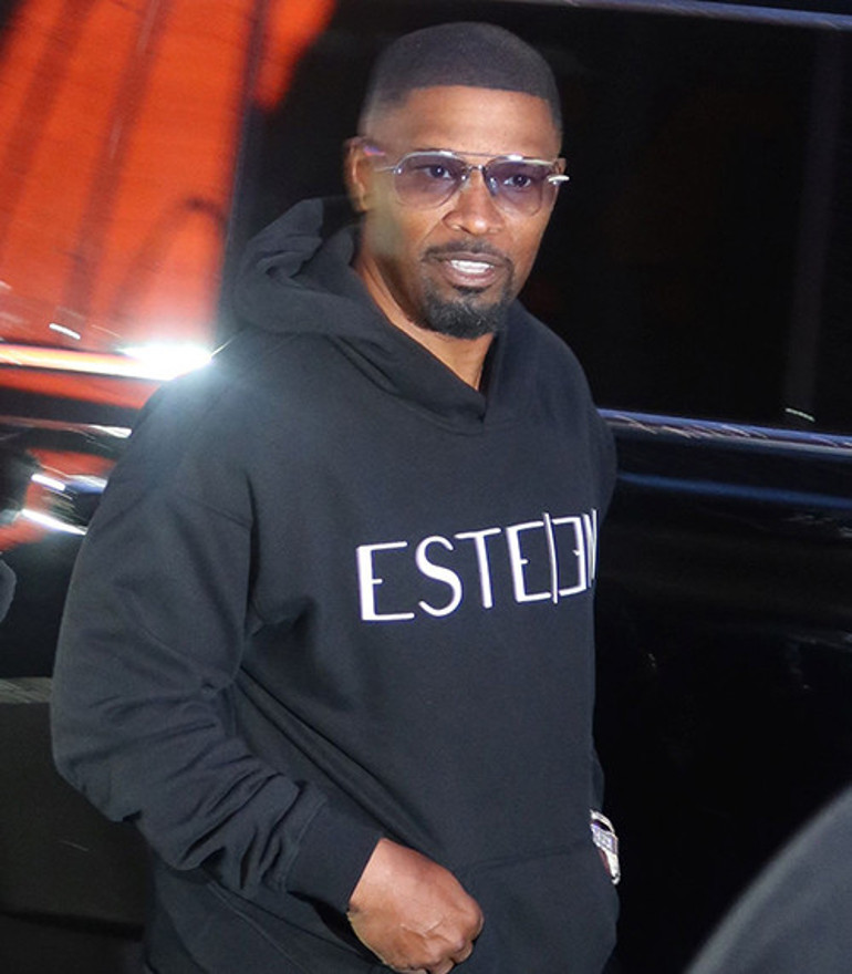 Ünlü şarkıcı gerçeği yıllar sonra öğrendi... Annem daha iyi bir hayatım olsun diye beni evlatlık vermiş... Bu çok büyük fedakarlık, ona teşekkür ederim