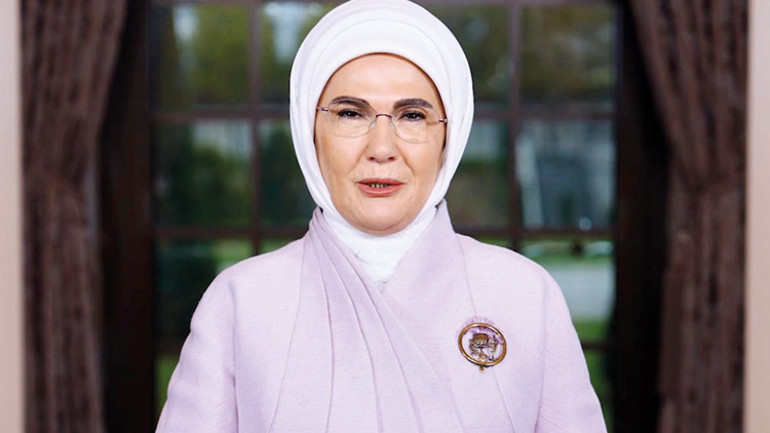 Kadına seçme ve seçilme hakkının 90. yılı