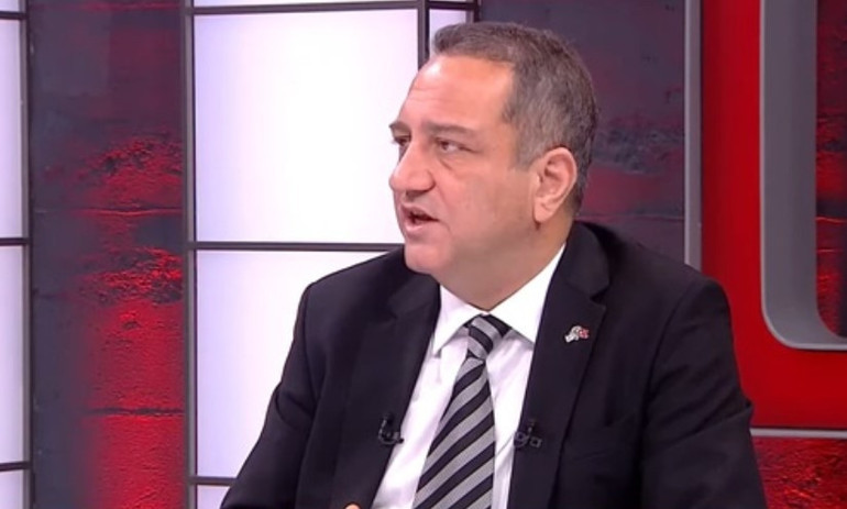 Kaan Şakul konuştu Samet Aybabanın iddiaları, imza krizi, Hasan Aratın istifası, transferler... Gedson Fernandesi satmak için anlaşmıştık