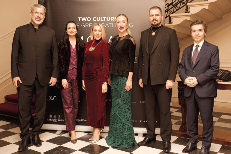 Aşkı için her hafta Çeşme’de