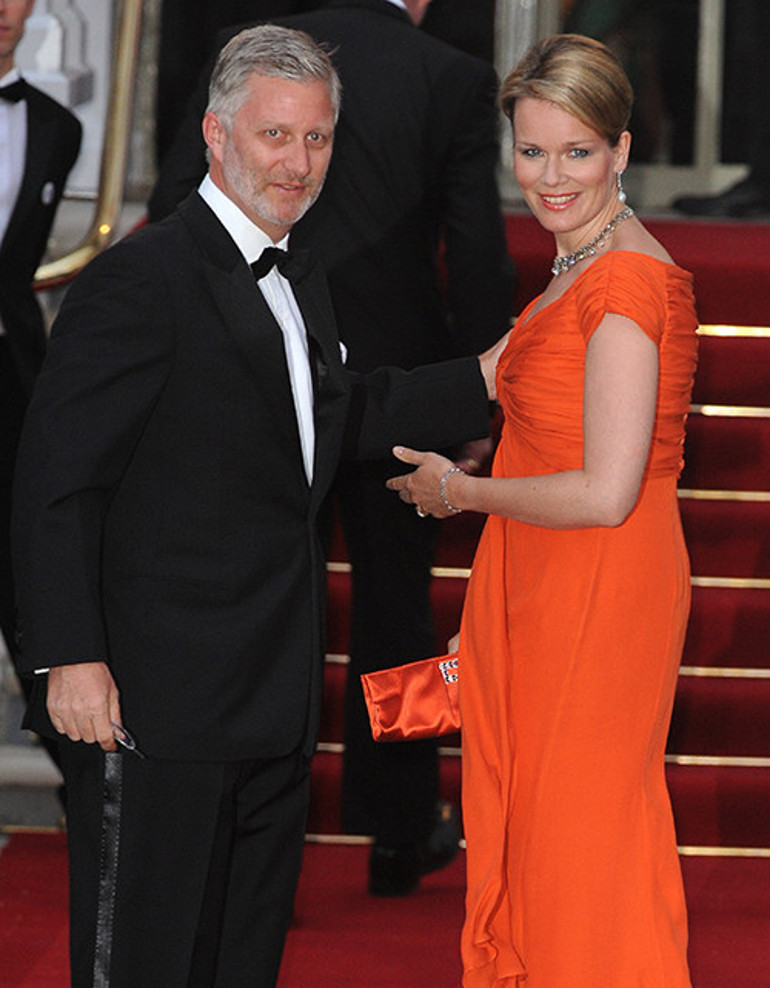 Bir yastıkta 25 yıl geçti... Hediyesi dört güzel çocuk oldu