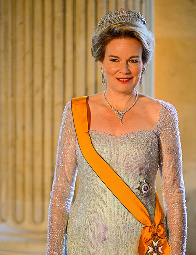 Bir yastıkta 25 yıl geçti... Hediyesi dört güzel çocuk oldu