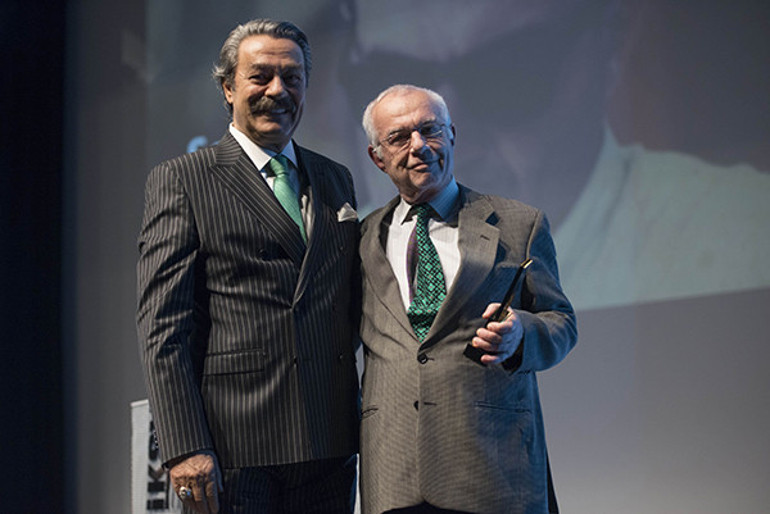 Usta yönetmen Şerif Görene veda