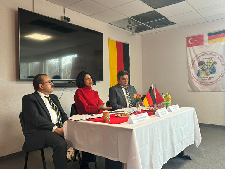 Pforzheim’da Bölge Eğitim Kurulu toplantısı gerçekleşti