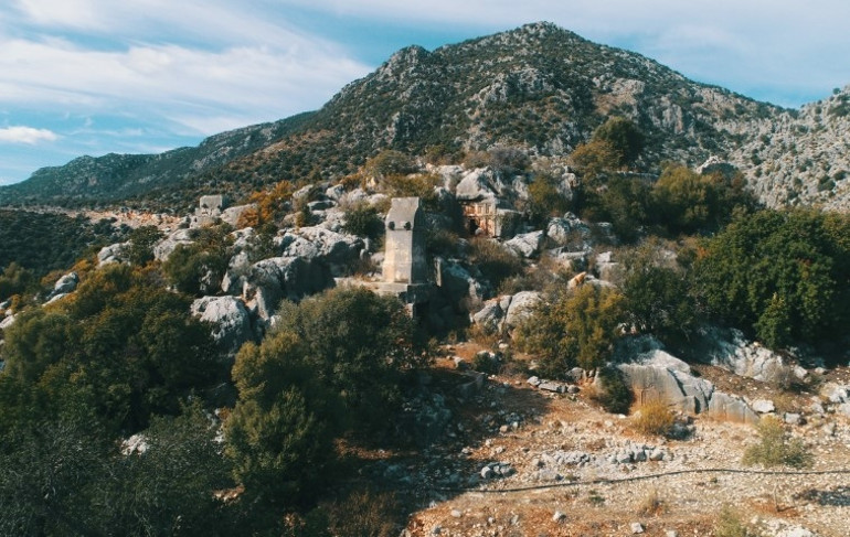 Bu kadarına da pes dedirten görüntü... Belediye harekete geçti: Kısa sürede kaldırılacak