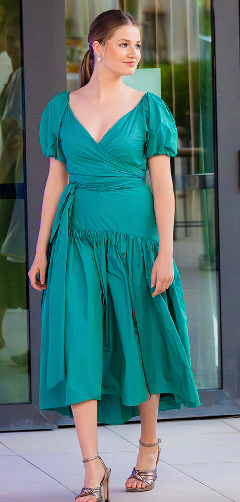 Tombul kız artık tarihe karıştı: Meğer mecburen kilo vermiş