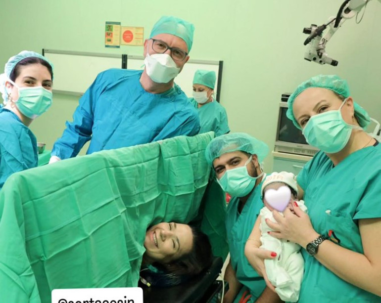 Ünlü şarkıcı oğlu Demire kavuştu