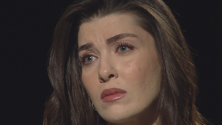 Aslıhan Güner: İnsanların acısı varken birilerinin yemek, hizmet beklemesi...