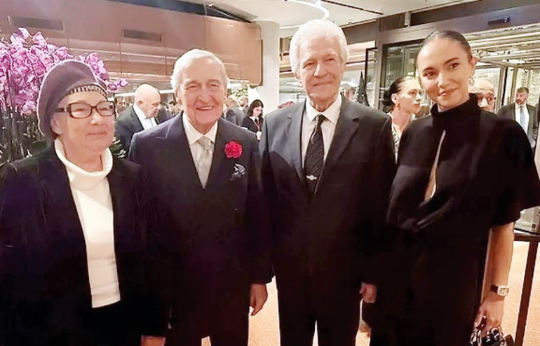 Ödüllü profesörle sürpriz aşk