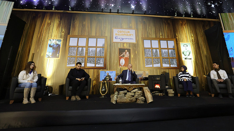 Somali-Etiyopya krizini Türkiye çözdü... Cumhurbaşkanı Erdoğan barışın detaylarını gençlere anlattı