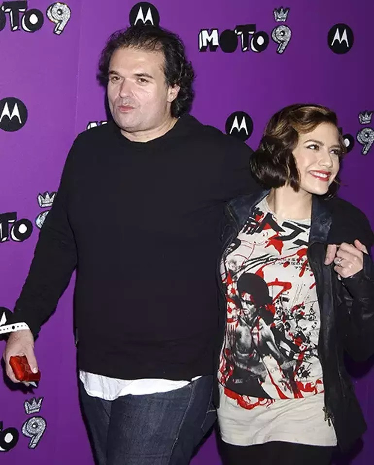 Beş ay arayla önce kendisi sonra kocası ölmüştü: Ünlü çifte mezar olan ‘lanetli ev