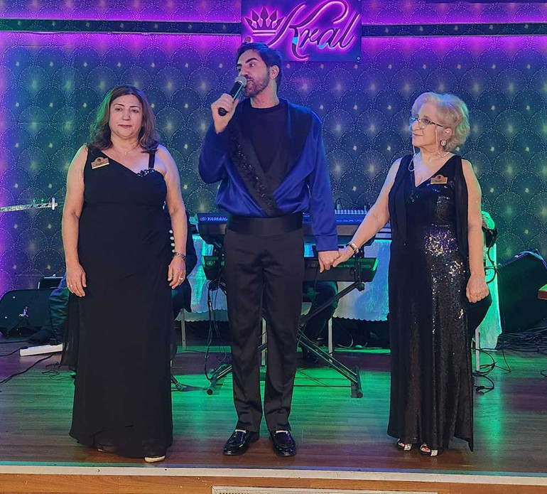 Münih’te Anlamlı Gece: Engellilere destek için bir araya geldiler