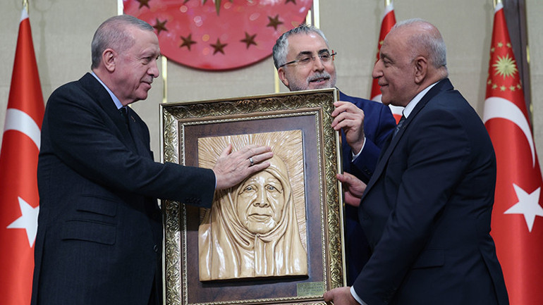 Son dakika... Cumhurbaşkanı Erdoğan: SGKya borçlarını ödemiyorlar