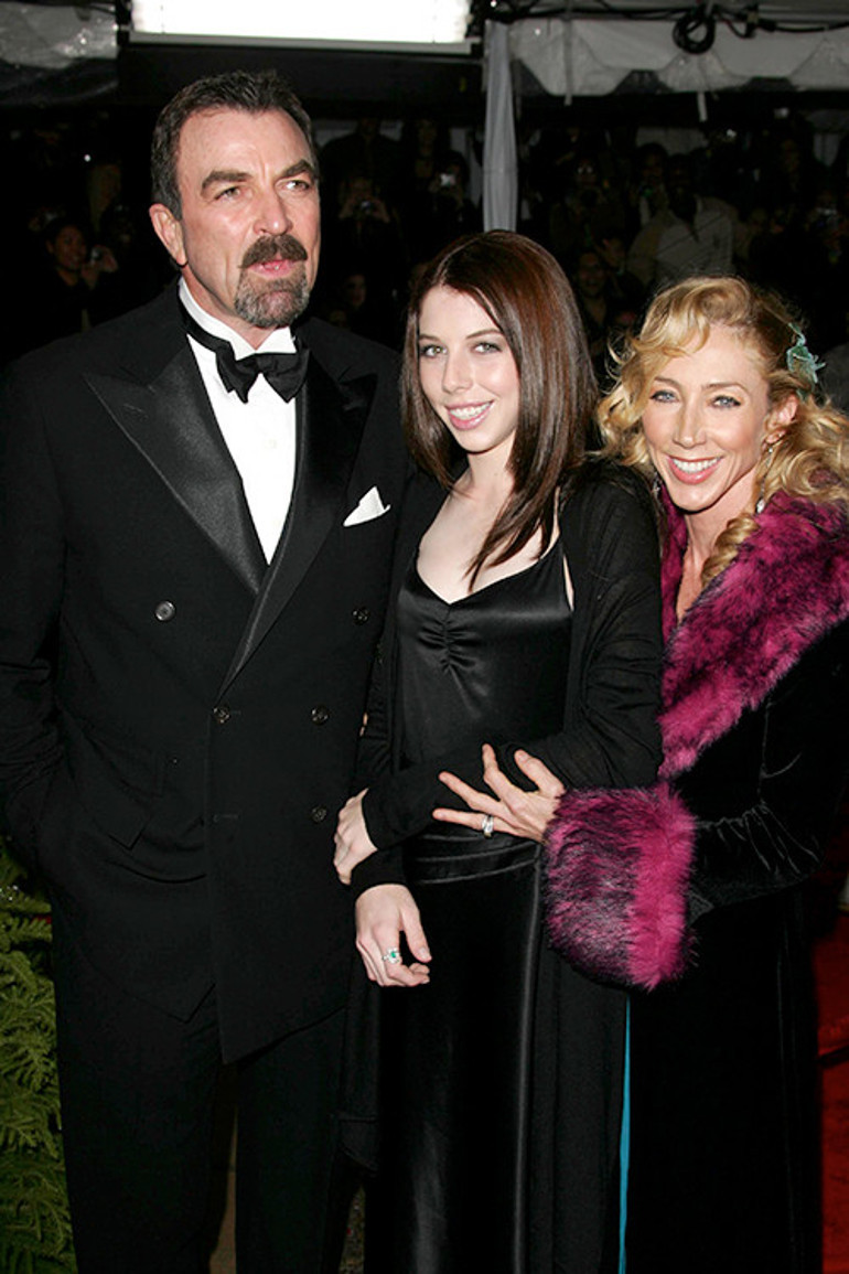 Çapkın bakışları nice canlar yakmıştı... Dizi bitti, yıllarını verdiği işini kaybetti...Sonunda 37 yıllık karısına sığındı