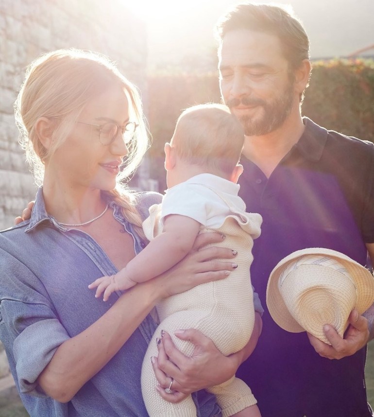 Doğum sonrası ilk fotoğraf... 4 Kasım 2025... Hoş geldin oğlum