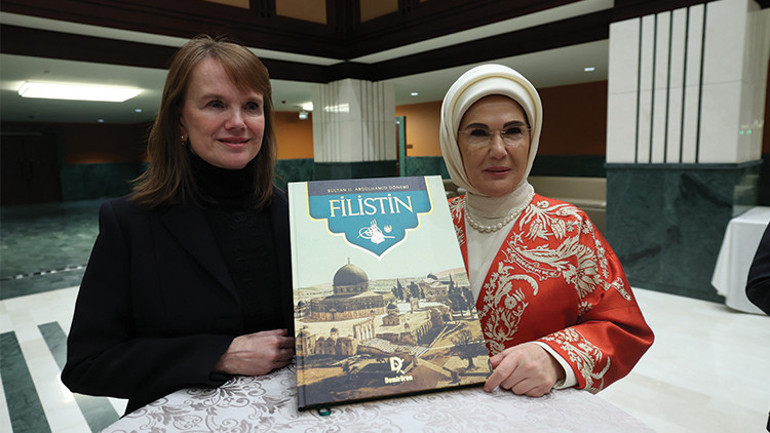 Emine Erdoğan: Köylerimizi güçlü bir şekilde yaşatmadan, şehirlerimizi kalkındıramayız