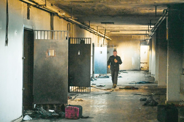 Suriye’de kayıpların izinde Hürriyet, Şam’da toplu mezar alanlarını gezdi