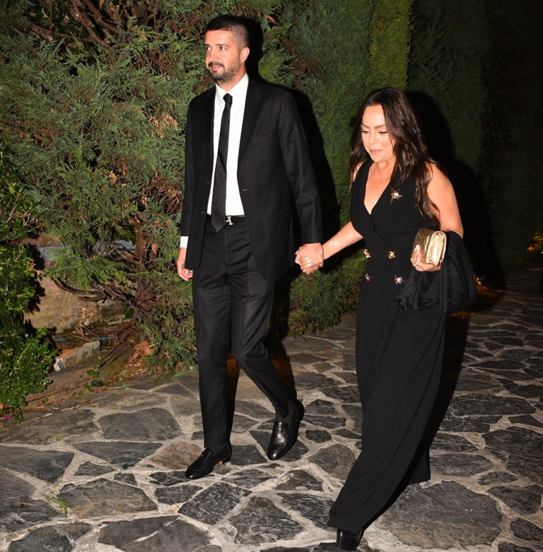 Ebru Gündeş ile Murat Özdemirin evliliğinde kriz mi var