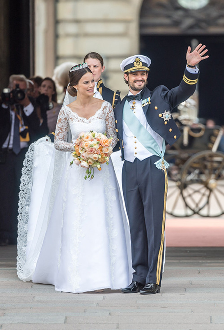 Anlı- şanlı düğün yapmışlardı: Hamile geline görümcenin eskilerini giydirdiler