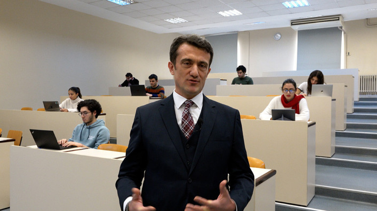 Tıp yerine yapay zekâyı seçiyorlar