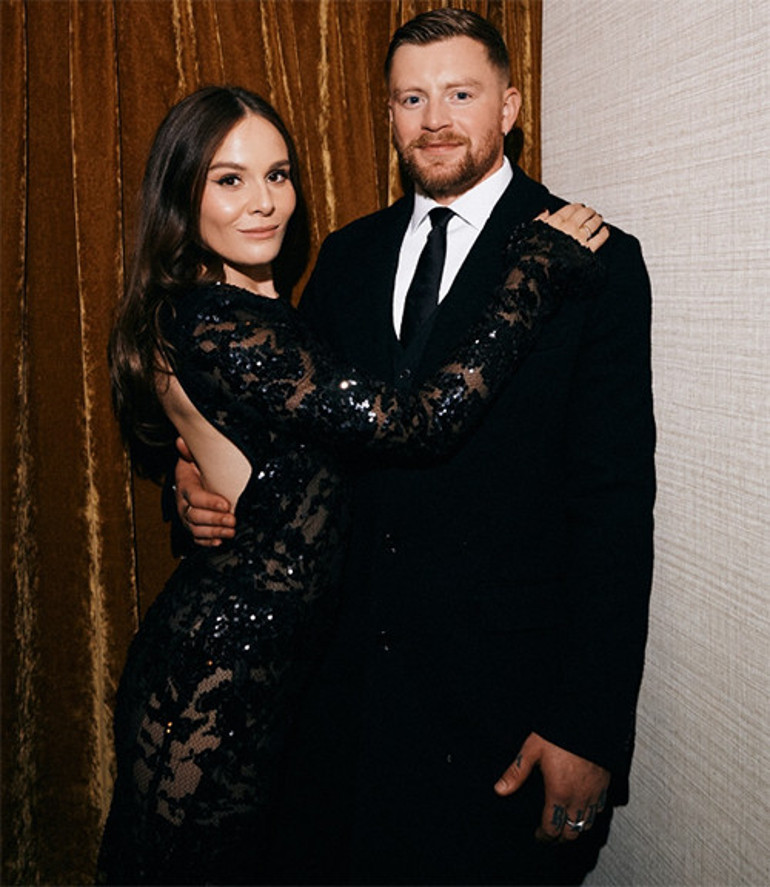 Ünlü şefin kızı yakında gelin oluyor... Sevgilisi nişan yüzüğünde biraz ucuza kaçmış