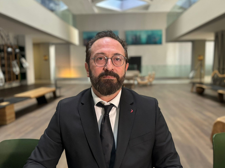 Sultan II. Abdülhamid’in ‘Her resim bir fikirdir’ sözüyle Filistin’de çektirdiği fotoğraflar kitaplaştırıldı