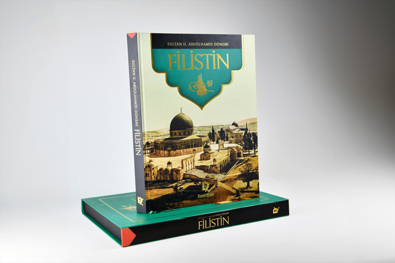 Sultan II. Abdülhamid’in ‘Her resim bir fikirdir’ sözüyle Filistin’de çektirdiği fotoğraflar kitaplaştırıldı