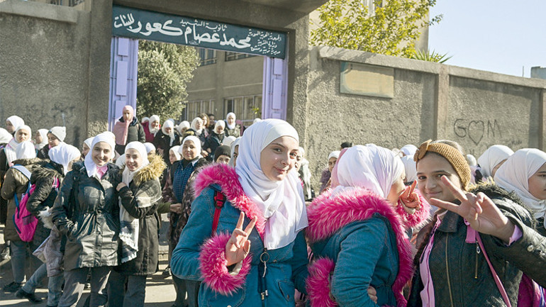 Hürriyet Suriye’de... Şam’da hayat normale döndü: Sokaklar canlandı geceler renklendi