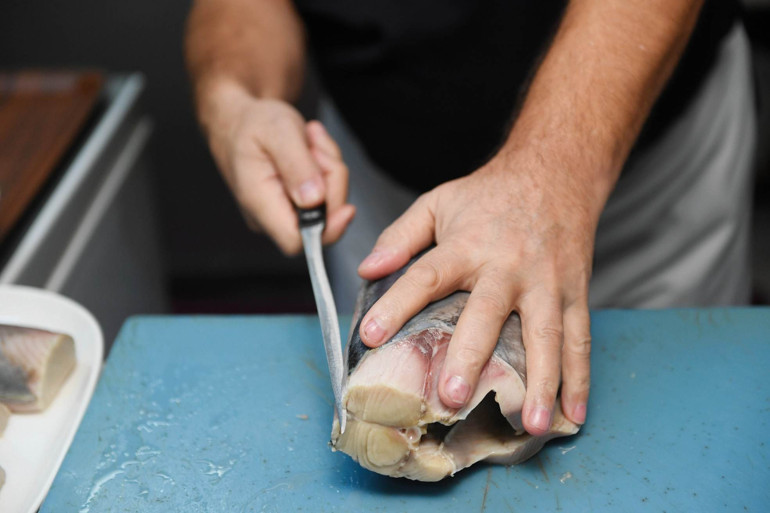 Kalkanı, kalamarı, özel domates salatası