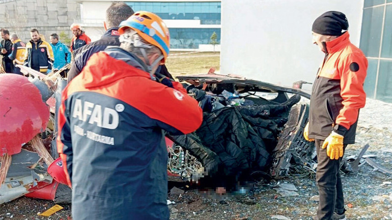 Helikopter hastaneye nasıl çarptı... 4 kişi öldü