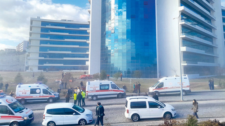 Helikopter hastaneye nasıl çarptı... 4 kişi öldü