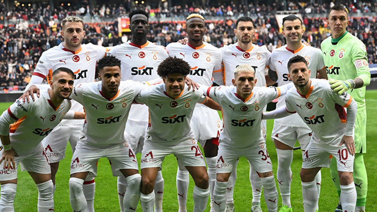 Galatasarayın Kayserideki 5 gollü zaferi sonrası çarpıcı analiz: Süper Ligde ilk yarının yıldızı kesinlikle o