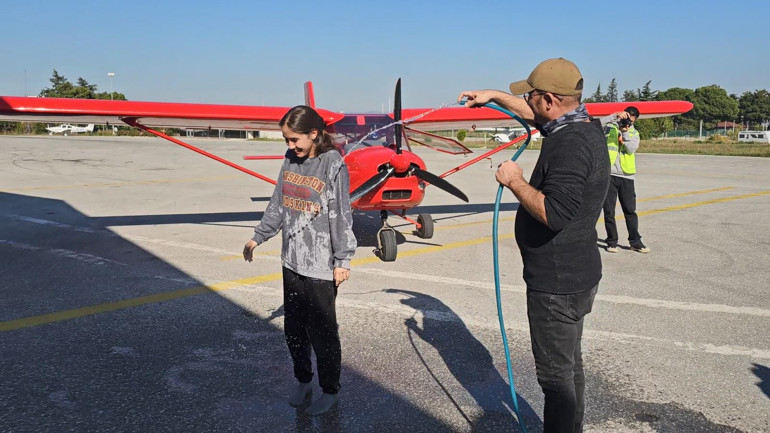 Türkiyede bir ilk... 16 yaşında en genç pilot adayı oldu