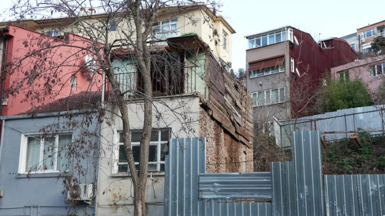 Büyük İstanbul depreminde en çok bu bölgeler etkilenecek Prof. Dr. Mikdat Kadıoğlu en kritik noktaları açıklayıp uyardı: Esas burada yaşayanlar eksikleri görmeli