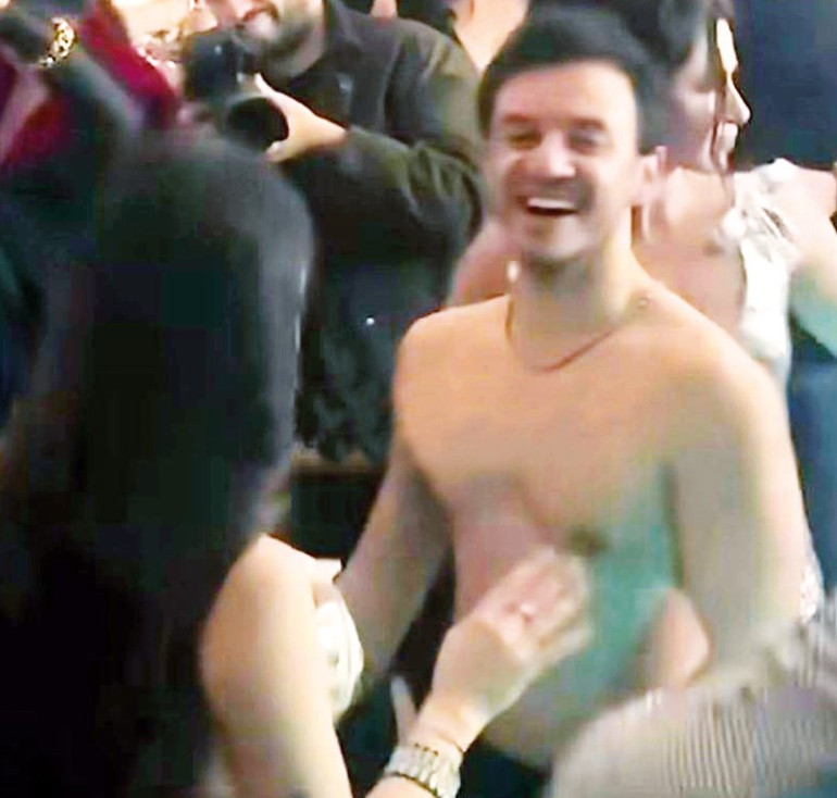 Buray ile Nesrin Cavadzadenin ev partisi