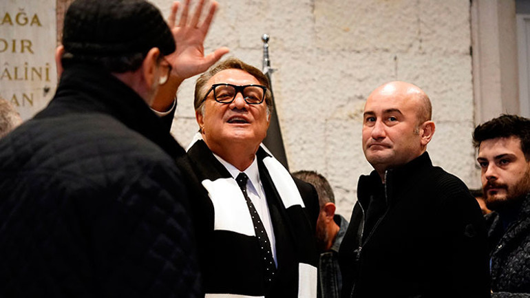 Beşiktaşta ilk yarının özeti: Siyah ile beyaz gibi