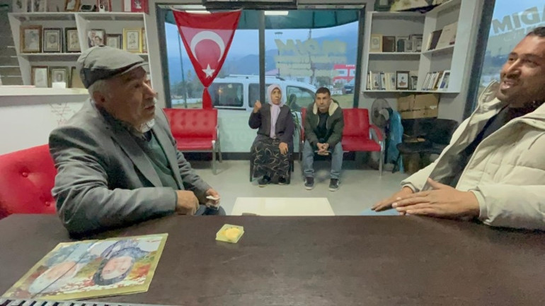 Depremzede adam, spotçuya sattığı dolabın içinde unuttu... Esnaftan örnek hareket Müjdem var diyerek aradı | Teslim ettim, huzurluyum