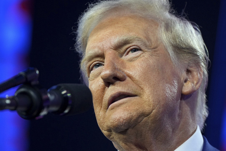 Trump ABD topraklarına katmak istedi Danimarka alarma geçti  Güvenlik önlemleri artırıldı, kızak köpekleri konuşlandırılıyor