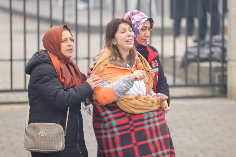 Altı ay önce işe başlamış… 19 yaşındaki Elif, Balıkesirdeki faciada hayatını kaybetmişti