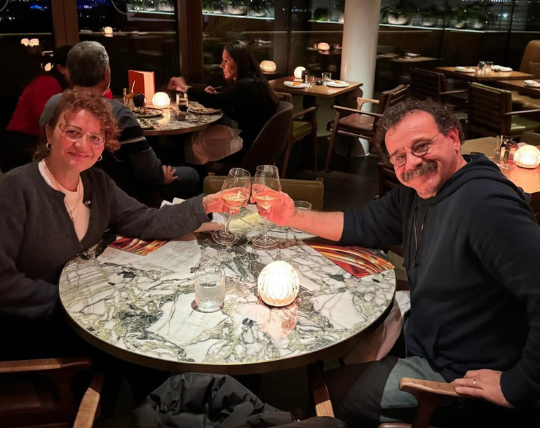 Yeni yıla evli girelim diye bugün evlenmiştik