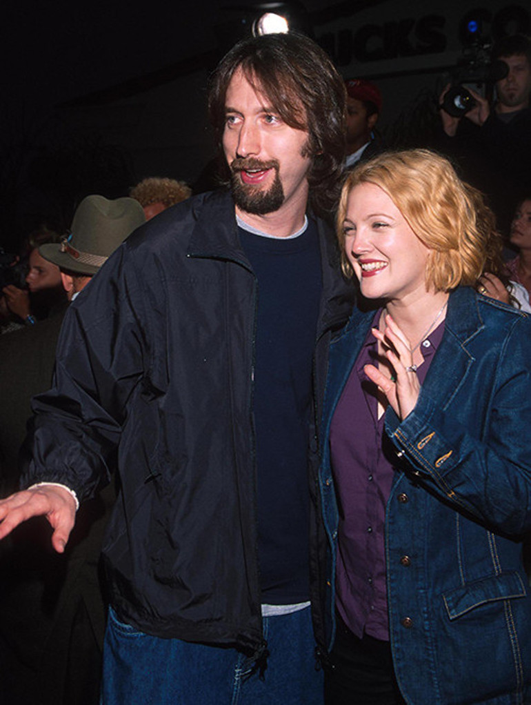 Ünlü oyuncunun eski kocası nişanlandı... Evliliğe karar vermesi tam 22 yıl sürdü