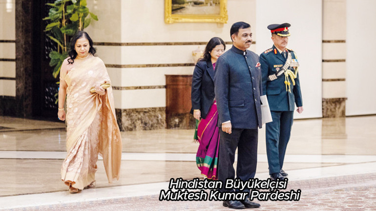 Elçilerden güven mektubu