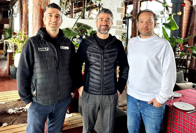 Aşkı Londra’da buldu