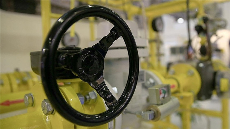 İpler gerildi: Gaz krizi yeniden kapıda mı Slovakya Ukraynaya resti çekti