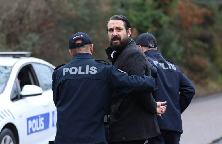 Yalanda mutlu son