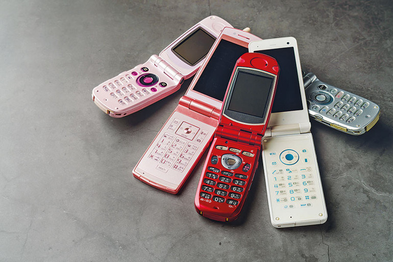 ‘Zombi modu’ndan kurtulmak isteyen tuşlu telefon alıyor