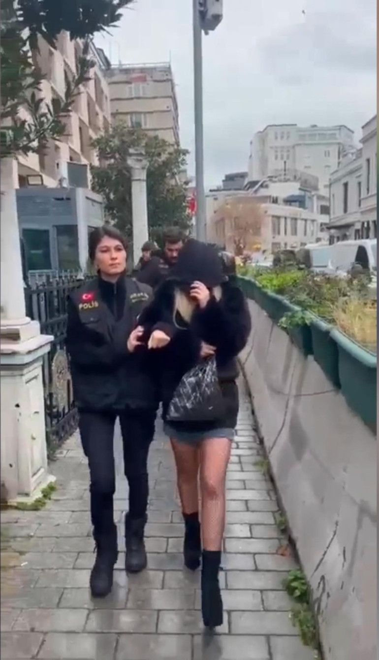 Beyoğlu’nda buluşma bahanesiyle tuzak Husumetlisini kaçırmak istedi